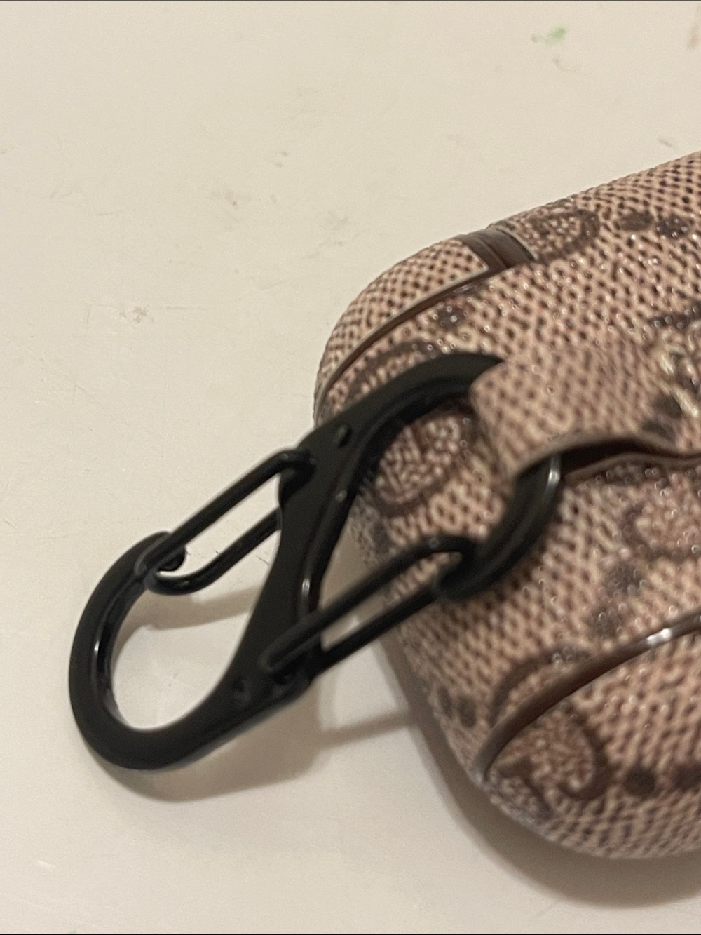 GG Monogram AirPods Case in Beige with Green & Red Stripe NWOT - Picture 7 of 7